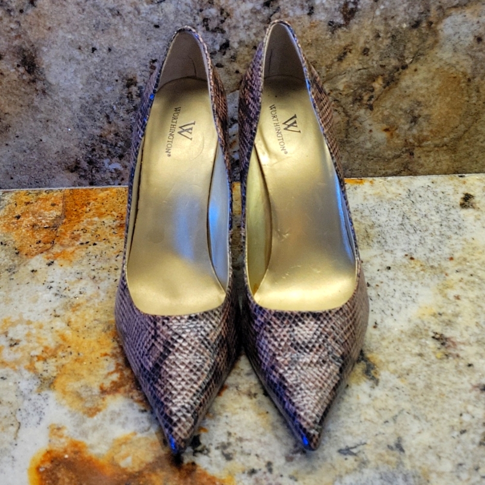 Worthington Faux Snakeskin Pumps 9